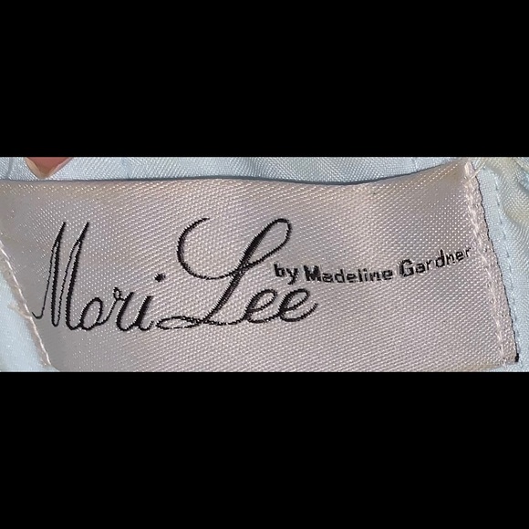 Mori Lee Gown (prom, sweet 16) - Picture 9 of 13